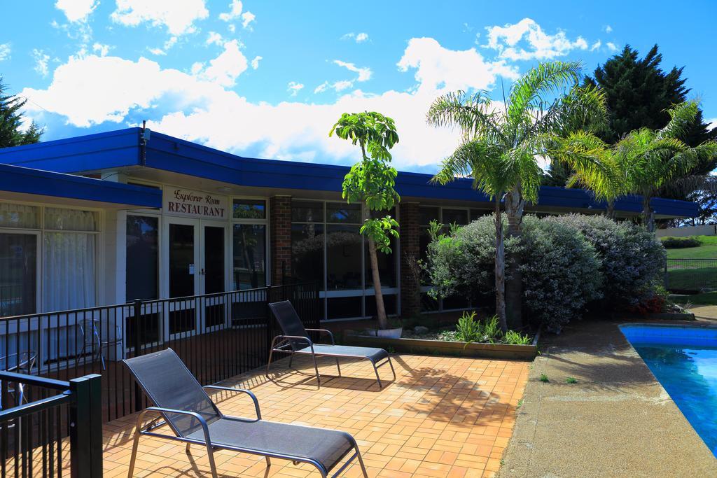 Ocean Views Motel Lakes Entrance Exterior photo